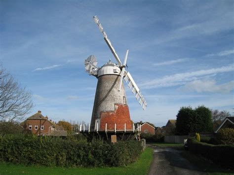 Polegate Windmill (Polegate) - Visitor Information & Reviews