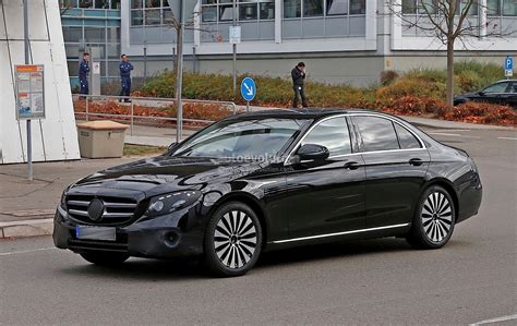 2017 Mercedes-Benz E-Class Spied in Black with Even Less Camouflage - autoevolution