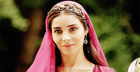 kosem sultan sends her regards Kosem Sultan, Iconic Dresses, Medieval Dress, Ottoman Empire ...