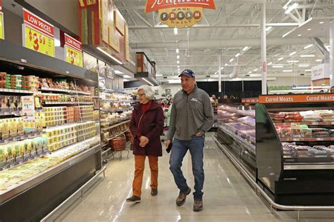 H-E-B to open its first store in Cibolo tomorrow