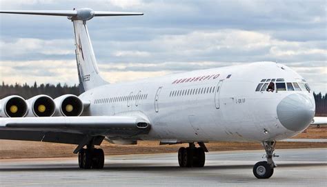 Ilyushin Il-62 Soviet Long Range Jet Airliner Aircraft History Pictures ...