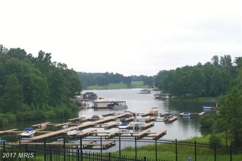 Virginia Waterfront Property in Lake Anna, Lake Louisa