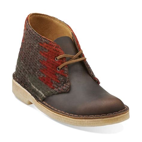 Clarks Women's Desert Boot-W,Woolrich Wool/Beeswax Leather,US 6 M ...