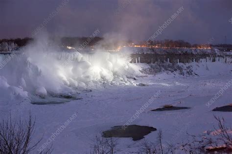 Niagara Falls in winter - Stock Image - C025/0377 - Science Photo Library