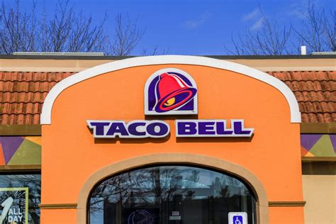 Taco Bell Is Removing Several Items Off It’s Menu and I'm Not Happy ...