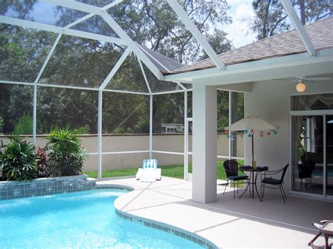 Bluffton Pool Enclosures | Bluffton Pool Solarium | Palmetto Porches