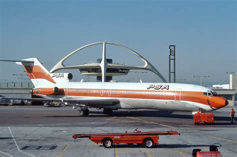 File:PSA Boeing 727-200 Silagi-1.jpg - Wikipedia