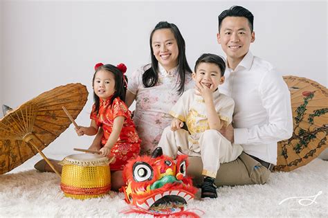 A Chinese New Year Themed Family Portrait: Phillip & Tze Tan – Malaysia ...