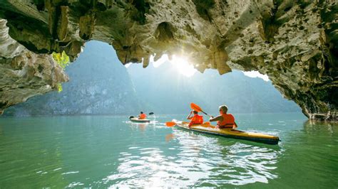 Things to know before having a kayaking in Halong Bay Vietnam