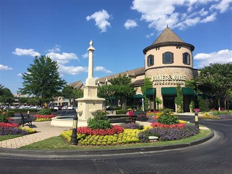 Great place to shop and eat - Reviews, Photos - The Forum on Peachtree Parkway - Tripadvisor