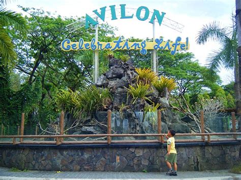 Avilon Zoo - “Best zoo in the country” | Country, Zoo, Statue of liberty