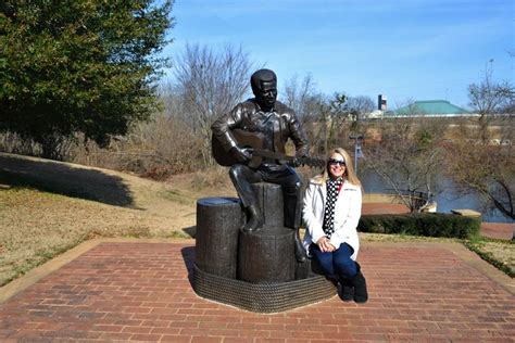 Otis Redding statue #macon #georgia #roadsideamerica #sittingonthedockofthebay | Warrior ...