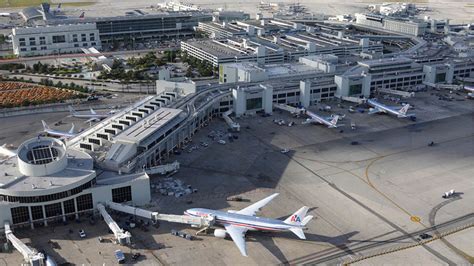 El Aeropuerto Internacional de Miami fue el más transitado por pasajeros internacionales en el ...