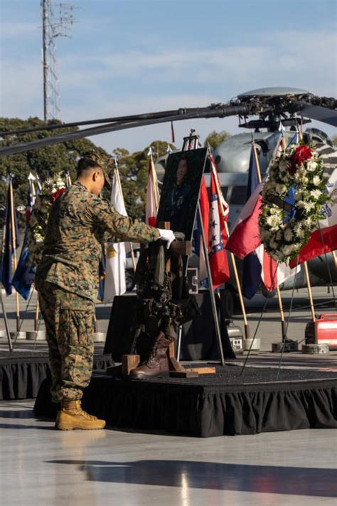 Memorial held in California for five Marines killed in helicopter crash