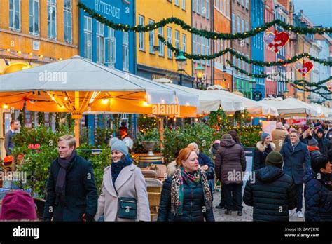 Christmas Market in Nyhavn, Copenhagen, Denmark Stock Photo - Alamy