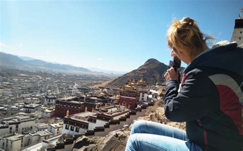 Tibet Monastery Tour: spiritual monastery tours