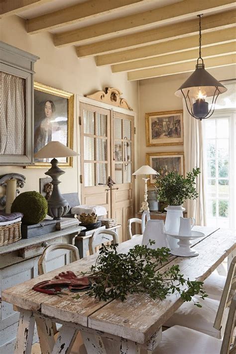 25 Kitchens in France {Interior Design Inspiration} - Hello Lovely