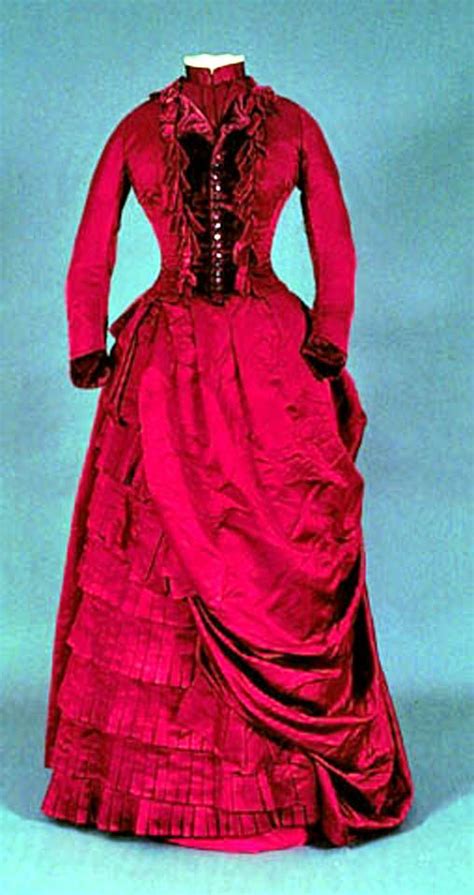 Dress, Canadian, 1878. Red shot silk bodice w/burgundy shell buttons at ...