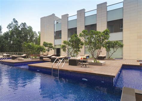 Radisson Blu Hotel Greater Noida Pool: Pictures & Reviews - Tripadvisor