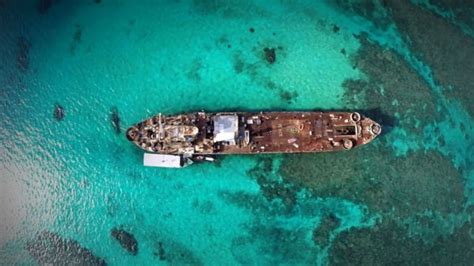 View from above - Philippine ship Sierra Madre, South China Sea - BBC News