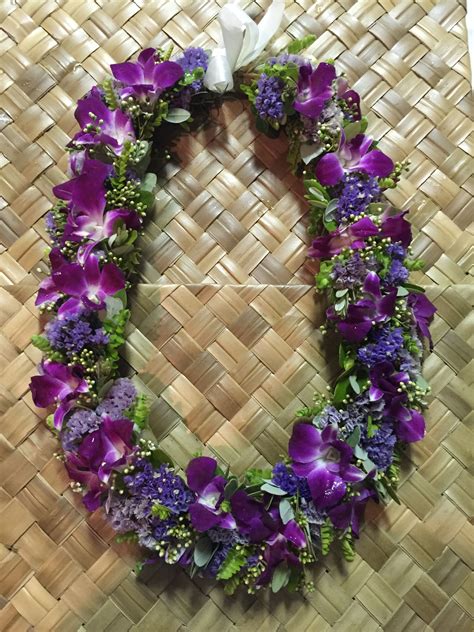 Pin by Cindy Johnson on Hawaiian Leis | Diy flower crown, Floral accessories, Flower diy crafts