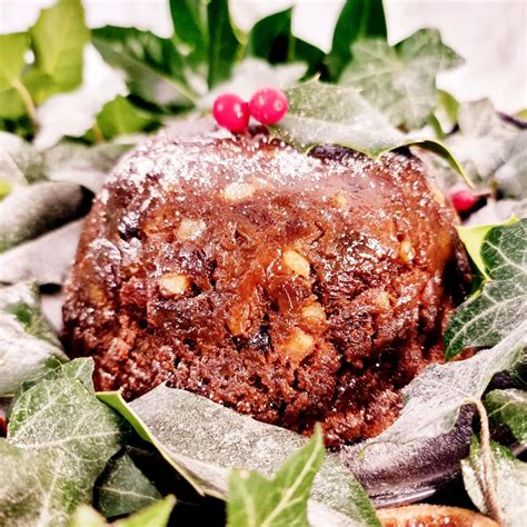 Cheat’s Microwave Christmas Pudding – Feast Glorious Feast