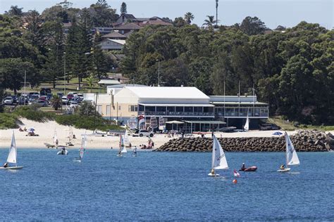 Community transport services to Yarra Bay Sailing Club : Community Connect Transport