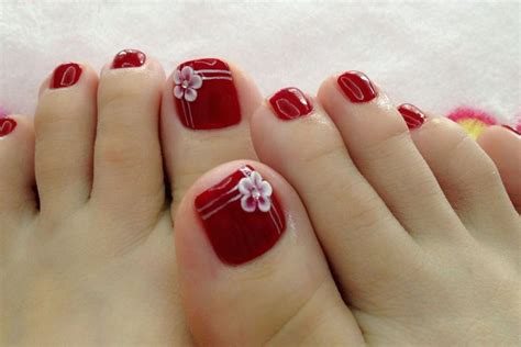 pedicure with flower design - Google Search | Ongles de pieds design, Idées vernis à ongles ...