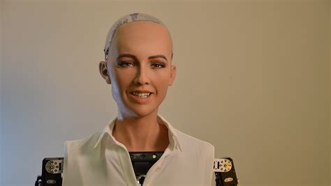 Newsela | AI "good for the world" ... says Sophia, the robot