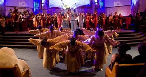 Shekinah Glory Ministry’s “Refreshed By Fire” Concert Film Debuts At #4 | uGospel.com