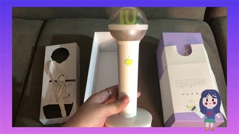 IU LIGHTSTICK UNBOXING - YouTube