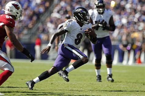 Lamar Jackson sets record in Ravens win over Cardinals