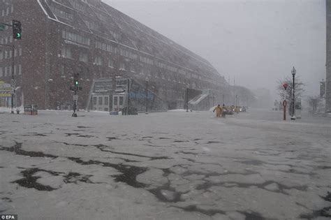 Rivers of frozen floodwater traps dozens of cars in Boston | Daily Mail ...