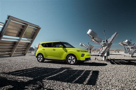 Here’s why Kia Soul EV and Kia Niro EV both get big 64-kwh battery packs