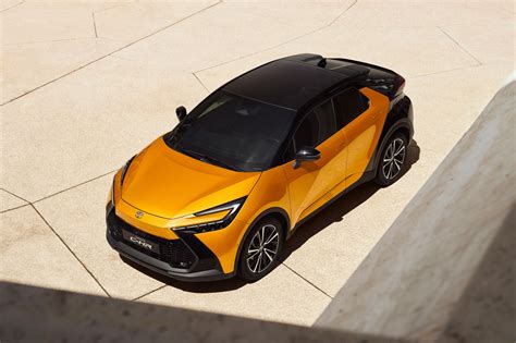 Toyota C-Hr 2025 Gr Sport Hybrid - Mary Hemmings