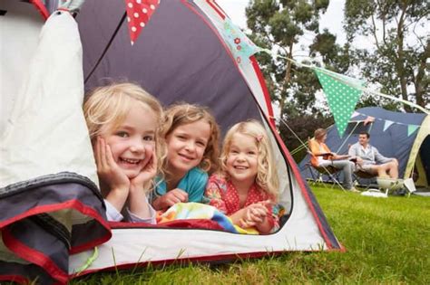 Dato capacidad capturar acampar con niños Sueño áspero Dardos Decorar