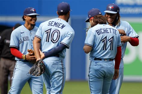 Toronto Blue Jays: Top 10 Players of the 2021 Season