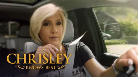 New Series Starring Savannah And Chase Chrisley | Growing Up Chrisley | USA Network - YouTube