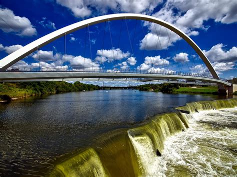 Bridge over the river and waterfall in Des Moines, Iowa image - Free ...