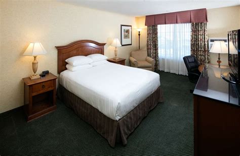 Red Lion Hotel Eureka, CA - See Discounts