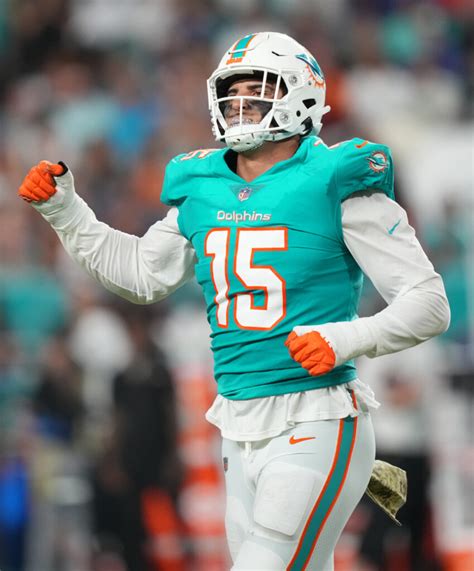 Dolphins' Jaelan Phillips Aiming To Return In Week 1?