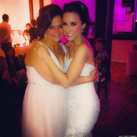 Lacey Chabert, 'Mean Girls' Star, Gets Married In Strapless Wedding Dress (PHOTO) | HuffPost Canada