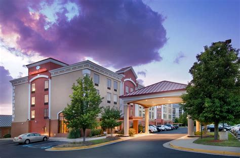 Comfort Suites Chantilly, VA - See Discounts