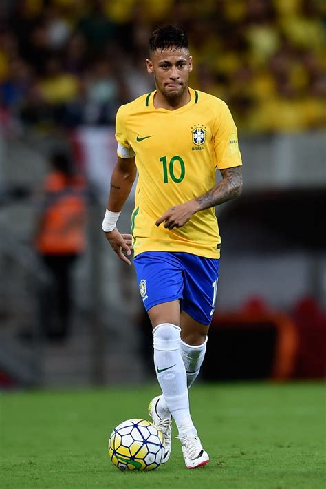 Neymar Photos Photos - Brazil v Uruguay - 2018 FIFA World Cup Russia ...