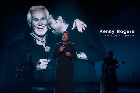 Lionel Richie Tributes Kenny Rogers With 'Lady' at 2021 Grammys