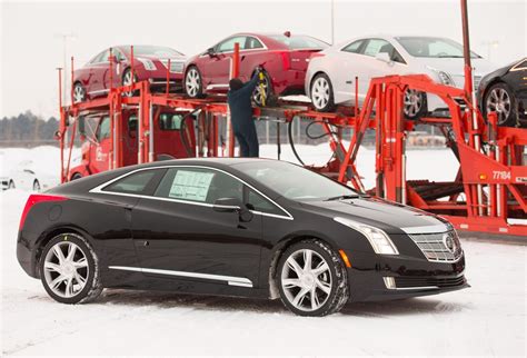 2014 Cadillac ELR Luxury Coupe Begins Shipping To Dealers