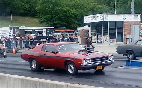 1973 Plymouth Road Runner 1/4 mile trap speeds 0-60 - DragTimes.com