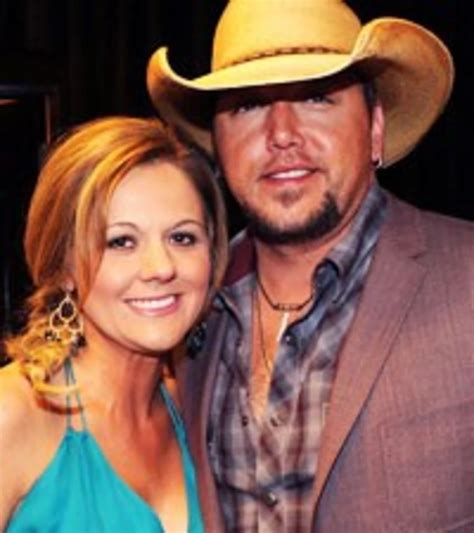 Jason Aldean Family Christmas Will Include Mall Trips With Dad