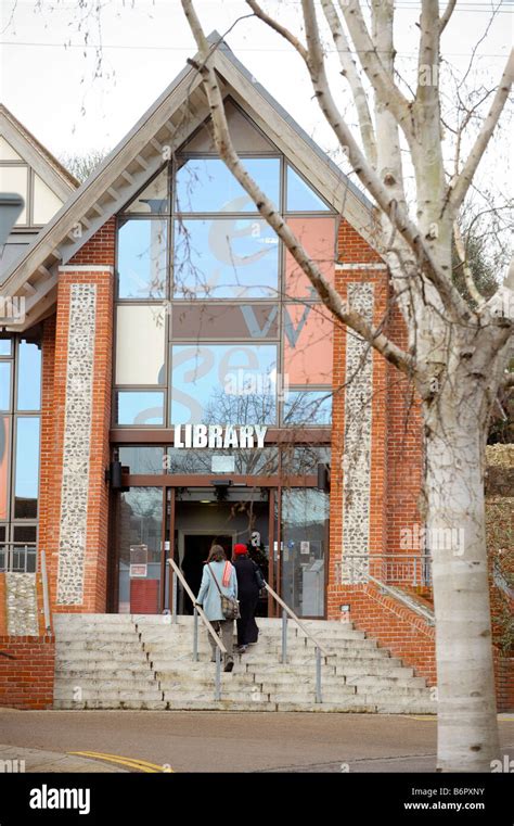 The entrance to Lewes library in East Sussex. Picture by Jim Holden Stock Photo - Alamy