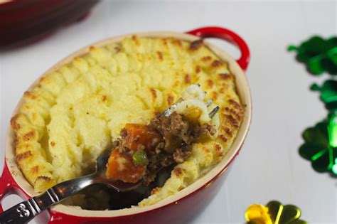 Guinness Shepherd's Pie #Irishlove - The Girl in the Little Red Kitchen